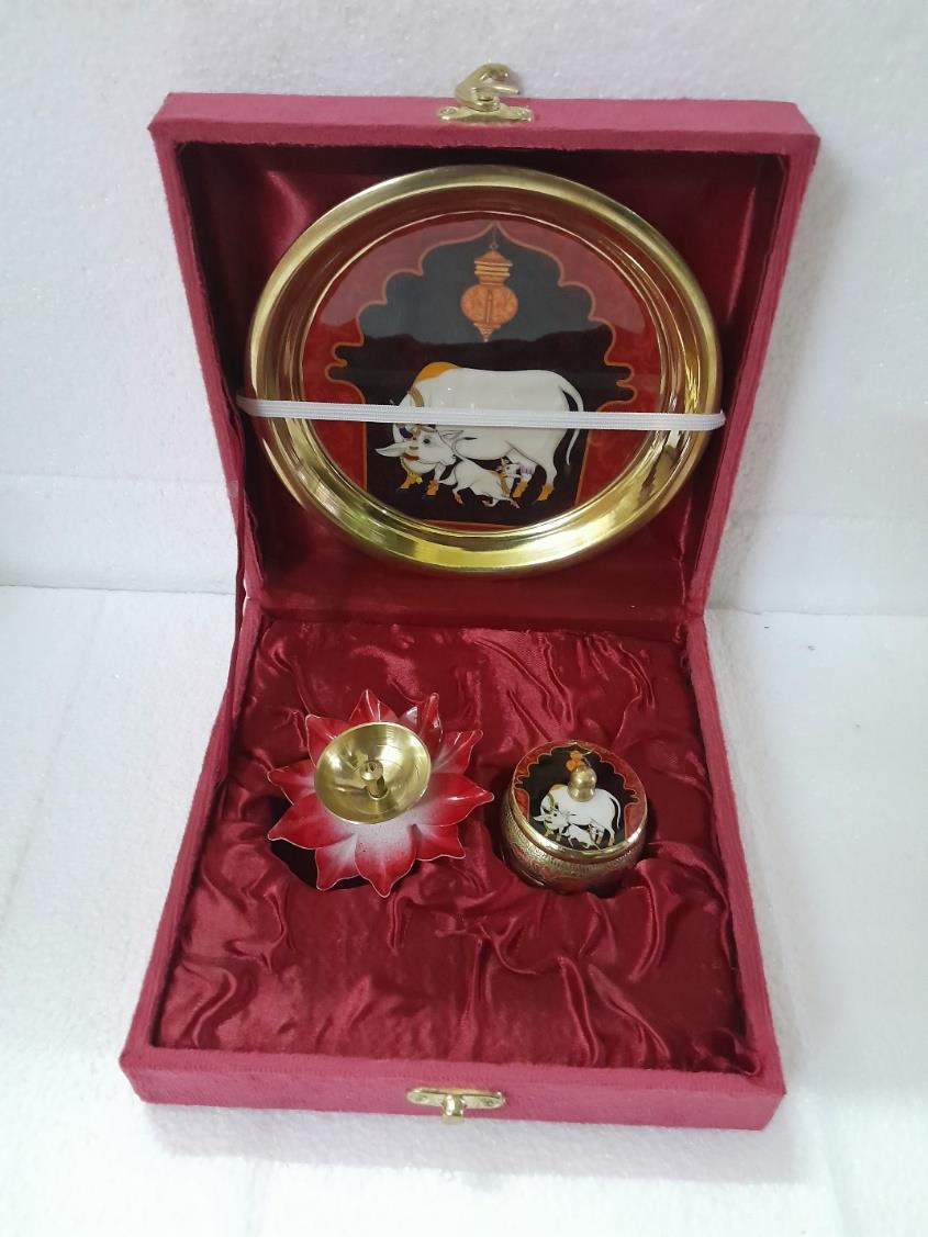 Brass Puja Set with Velvet box (Size: 6 inch of plate)